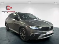 Usado Fiat Tipo Cross 100 CV (73 kW) 2022 Gris / plata Berlina
