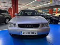 Usado Audi A3 Ambition 102 CV (75 kW) 2002 Gris / plata Utilitario