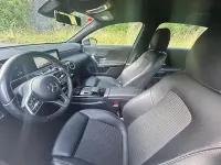 Usado Mercedes A180 116 CV (85 kW) 2018 Gris / plata Berlina