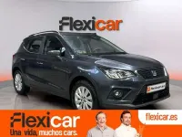 Usado Seat Arona Style 110 CV (80 kW) 2021 Gris SUV