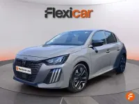 Usado Peugeot 208 Allure 101 CV (74 kW) 2025 Gris Utilitario