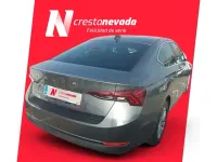 Usado Skoda Octavia Ambition 115 CV (84 kW) 2023 Gris / plata Berlina