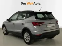 Usado Seat Arona Style 110 CV (80 kW) 2024 Gris SUV