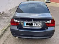 Usado BMW 318 115 CV (84 kW) 2006 Negro Berlina