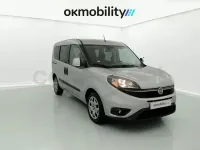 Usado Fiat Doblò Lounge 120 CV (88 kW) 2023 Gris / plata Monovolumen