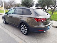 Usado Seat Leon 4Drive 184 CV (135 kW) 2015 Beige Familiar