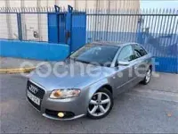 Usado Audi A4 140 CV (102 kW) 2005 Gris / plata Berlina