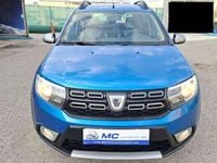 Usado Dacia Sandero Stepway Ambiance 90 CV (66 kW) 2017 Azul Utilitario
