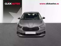 Usado Skoda Fabia Essence 95 CV (69 kW) 2025 Gris Utilitario