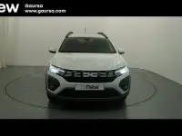Usado Dacia Jogger Expression 100 CV (73 kW) 2024 Blanco Monovolumen