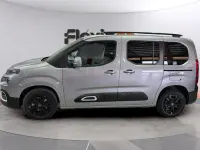 Usado Citroën Berlingo Feel 131 CV (96 kW) 2020 Gris Monovolumen