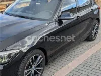 Usado BMW 118 Sport Line 136 CV (100 kW) 2018 Negro Berlina