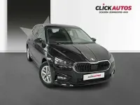 Usado Skoda Fabia Selection 95 CV (69 kW) 2025 Negro Utilitario