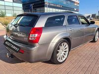 Usado Chrysler 300C Touring 218 CV (160 kW) 2007 Gris Familiar