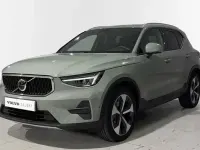 Usado Volvo XC40 Core 163 CV (119 kW) 2024 Verde SUV
