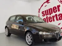 Usado Alfa Romeo 147 Distinctive 105 CV (77 kW) 2006 Negro Utilitario