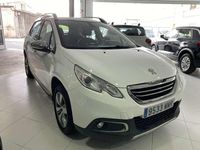 Usado Peugeot 2008 Allure 110 CV (80 kW) 2015 Blanco SUV