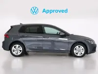 Usado VW Golf VIII Life 110 CV (80 kW) 2022 Gris