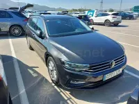 Usado VW Passat Business 122 CV (89 kW) 2021 Grisnegro Familiar