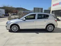 Usado Opel Astra Enjoy 105 CV (77 kW) 2006 Gris Utilitario