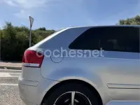 Usado Audi A3 Attraction 140 CV (102 kW) 2004 Gris / plata Utilitario