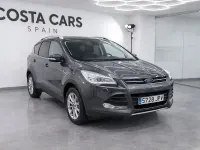 Usado Ford Kuga Titanium 120 CV (88 kW) 2016 Gris / plata SUV