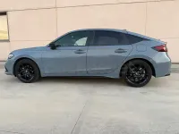 Usado Honda Civic Elegance 184 CV (135 kW) 2023 Gris / plata Berlina
