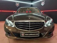 Usado Mercedes E250 Elegance 211 CV (155 kW) 2015 Marrón Berlina