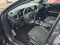 Usado Kia XCeed 136 CV (100 kW) 2020 Gris / plata SUV