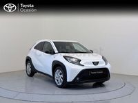 Usado Toyota Aygo X Play 72 CV (52 kW) 2025 Blanco SUV