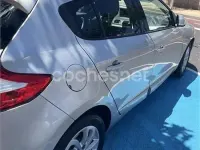 Usado Renault Mégane III Dynamique 110 CV (80 kW) 2013 Gris / plata Berlina