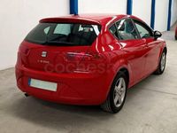 Usado Seat Leon Reference 85 CV (62 kW) 2009 Rojo Utilitario