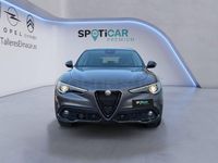 Usado Alfa Romeo Stelvio Sprint 190 CV (139 kW) 2022 Gris / plata SUV