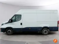 Usado Iveco Daily 156 CV (114 kW) 2023 Blanco Van