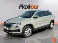 Usado Skoda Karoq Selection 115 CV (84 kW) 2024 Gris SUV