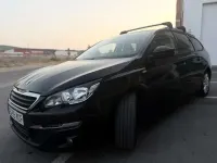 Usado Peugeot 308 SW Active 120 CV (88 kW) 2017 Negro Familiar