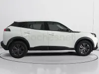 Usado Peugeot 2008 Active 100 CV (73 kW) 2022 Blanco SUV