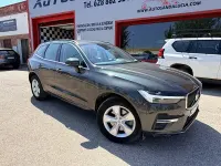 Usado Volvo XC60 Core 197 CV (144 kW) 2022 Gris / plata SUV