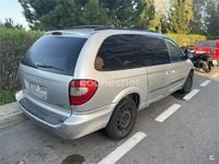 Usado Chrysler Voyager 140 CV (102 kW) 2003 Gris / plata Monovolumen