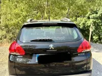 Usado Peugeot 2008 Allure 100 CV (73 kW) 2016 Negro SUV