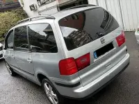 Usado Seat Alhambra Reference 116 CV (85 kW) 2009 Gris / plata Monovolumen