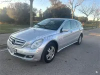 Usado Mercedes R320 224 CV (164 kW) 2007 Gris / plata Monovolumen