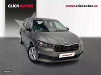 Usado Skoda Fabia Essence 80 CV (58 kW) 2025 Gris Utilitario