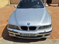 Usado BMW 530 Sport Line 231 CV (169 kW) 2001 Gris / plata Berlina