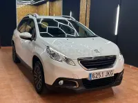 Usado Peugeot 2008 Active 82 CV (60 kW) 2016 Blanco SUV