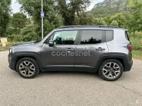 Usado Jeep Renegade Night Eagle 120 CV (88 kW) 2017 Gris / plata SUV