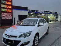 Usado Opel Astra Excellence 110 CV (80 kW) 2014 Blanco Berlina