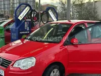 Usado VW Polo United 60 CV (44 kW) 2009 Rojo Utilitario