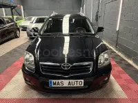 Usado Toyota Avensis Sol 126 CV (92 kW) 2008 Negro Familiar