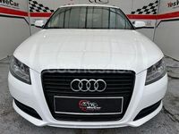 Usado Audi A3 Ambiente 105 CV (77 kW) 2011 Blanco Berlina
